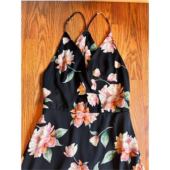 Lush Plunge Floral Maxi Dress - Picture 5 of 5